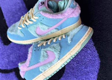 Easter Dunks 2024