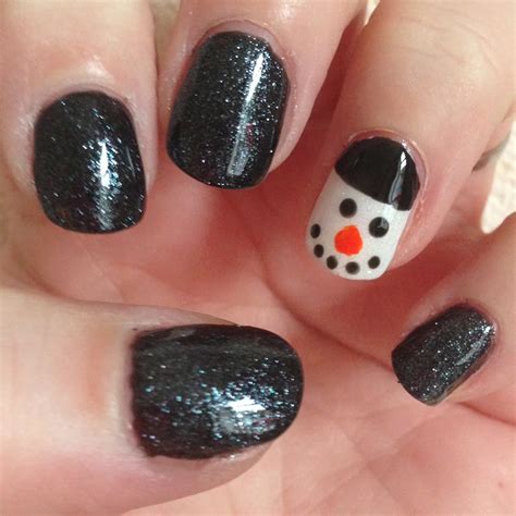 Easy Christmas Nails To Do Yourself