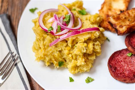 Discover the Tasty World of Easy Dominican Recipes for a Mouthwatering ...