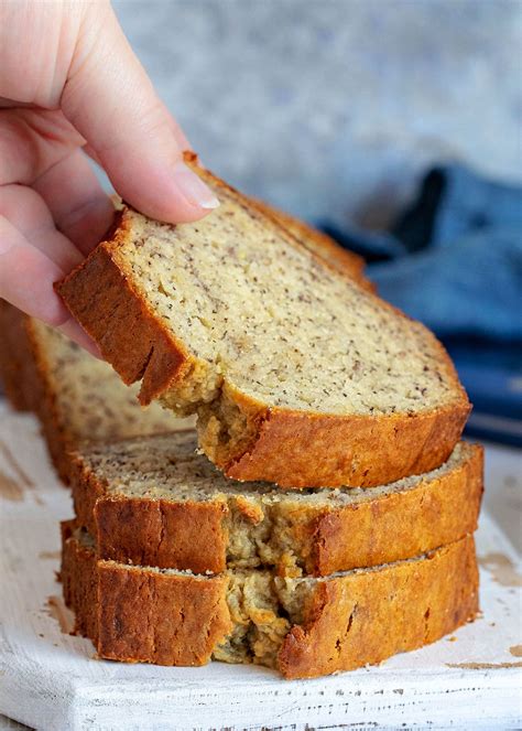 Easy Banana Bread Recipe