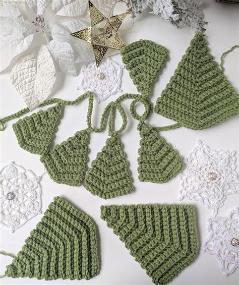Easy Christmas Crochet Patterns For Beginners