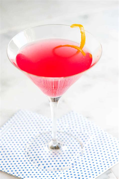 Easy Cosmopolitan Cocktails Recipe