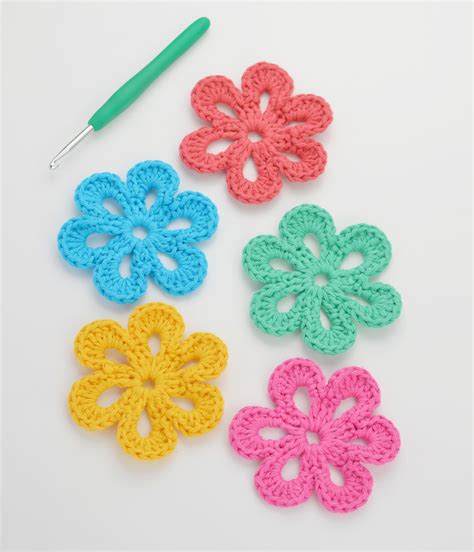 Easy Crochet Flower Patterns