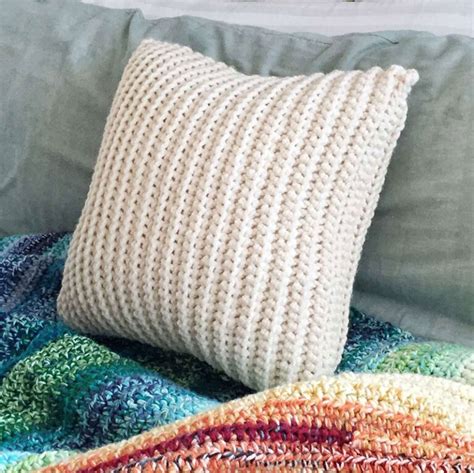 Easy Crochet Pillow Pattern
