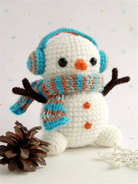 Easy Crochet Snowman