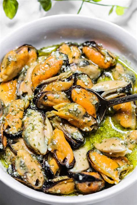 Easy How To Cook Mussels Recipe