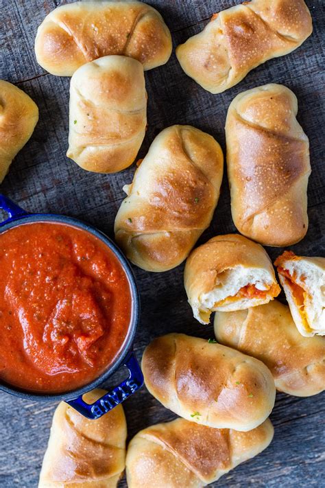 Easy Pizza Rolls