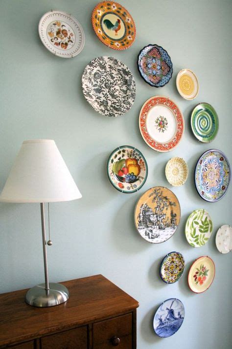 Eclectic and Mix-Match Arrangement of Decor Plates for Wall