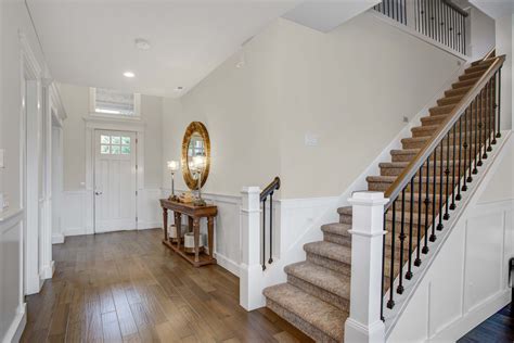 Discover the Timeless Charm of Edgecomb Gray