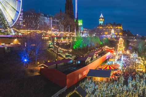 Edinburgh’s Enchanted Christmas Walkabout: A Detailed Review