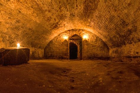 Edinburgh Vaults Guides