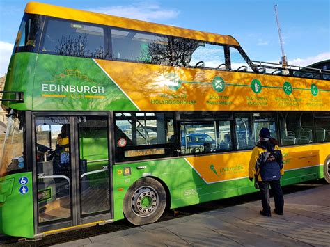 Edinburgh bus tour