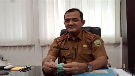 Edward Candra Biodata