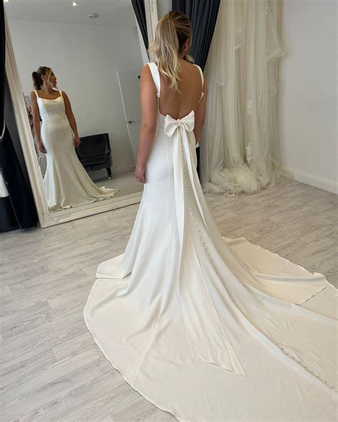 Effortless A-Line and Sheath Styles