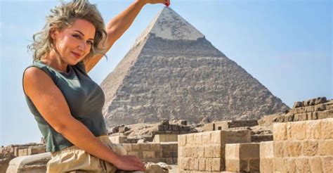 Egyptian Female Guide