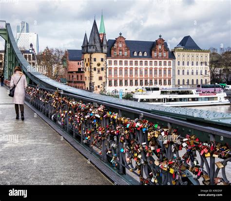 Eiserner Steg bridge