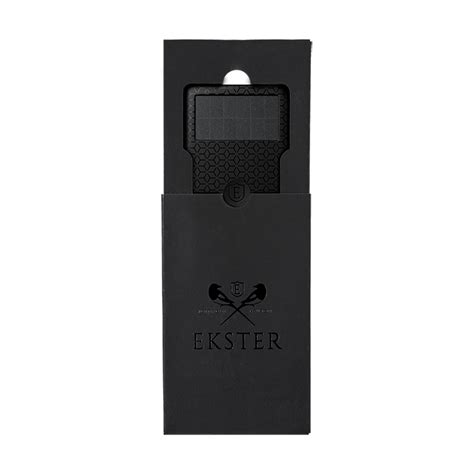 Ekster Tracker Card