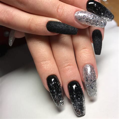 Elegant Black Nails Prom: Tips And Ideas For 2023