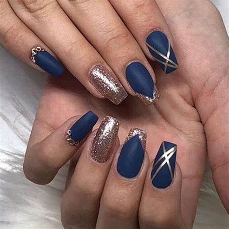 Elegant January Nails: The Latest Trend In 2023