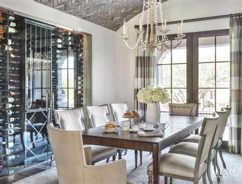 Elegant Dining Room Design by Joseph Minton