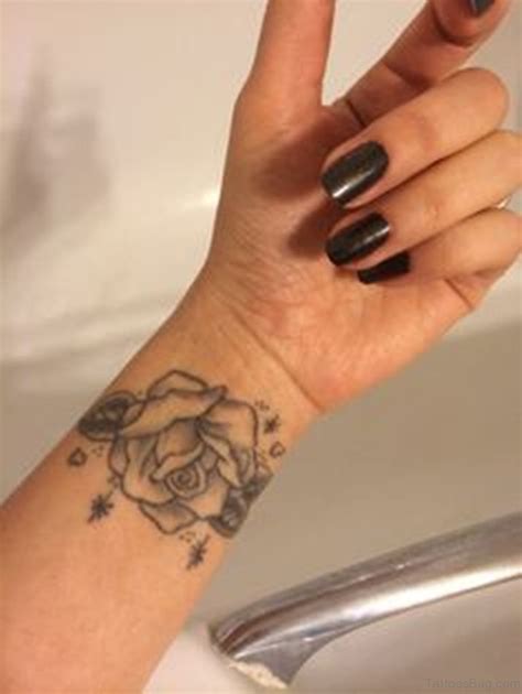 20 Elegant Wrist Tattoos Unusual tattoo, Tattoos, Small