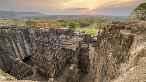 Ellora Caves Overview