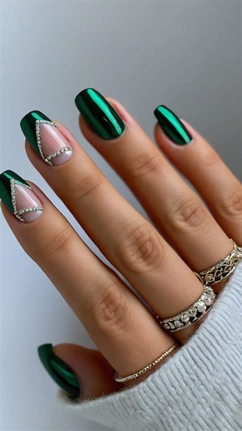 Embrace the All-Emerald Look