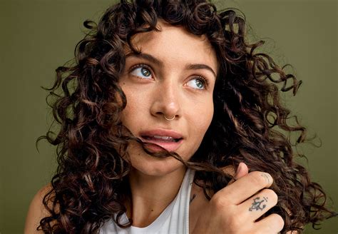 Embracing Your Natural 3B Look