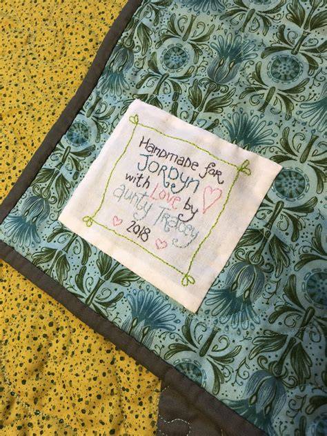 Embroidered quilt label patterns