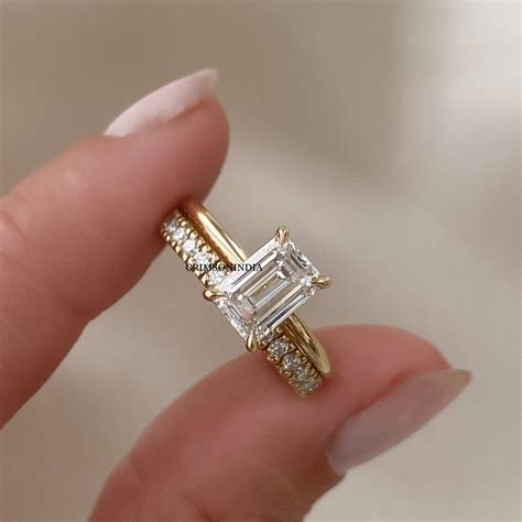 Emerald Cut Diamond
