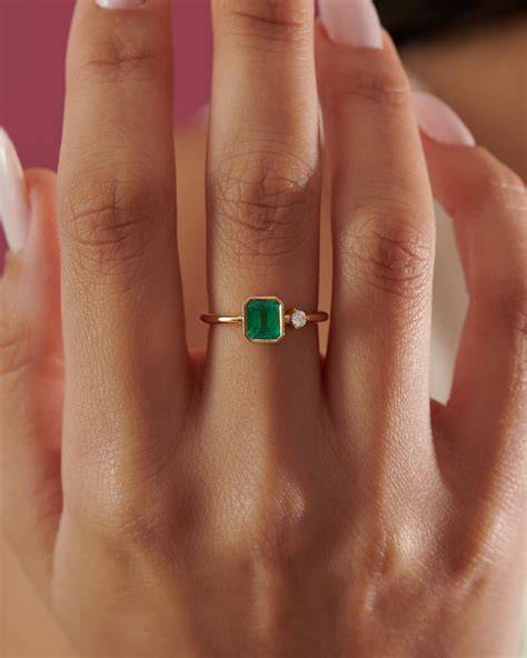 Emerald Diamond Ring FAQ