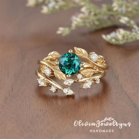 Emerald Leaf Engagement Ring Table