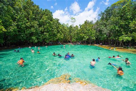 Emerald Pool and Hot Spring