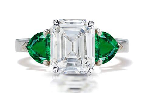 Emerald side stones