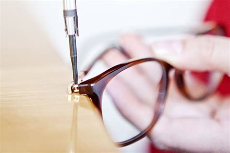 Emergency Glasses Repair Service