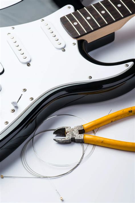 Emergency Guitar Repair Services