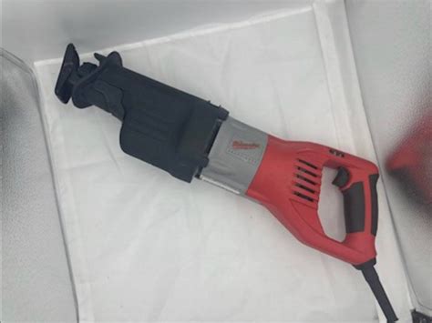 Emergency Milwaukee Reciprocating Saw Repair