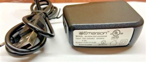 Emerson Em229 Charger