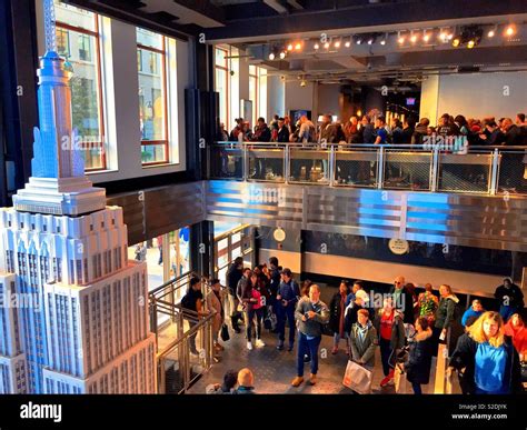Empire State Building Crowds