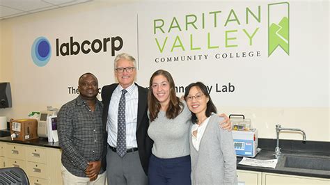 Empowering Health Professionals with Education: LabCorp Link Com's Training Programs