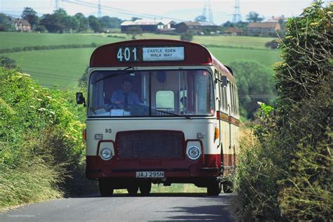 English Countryside Bus Tour