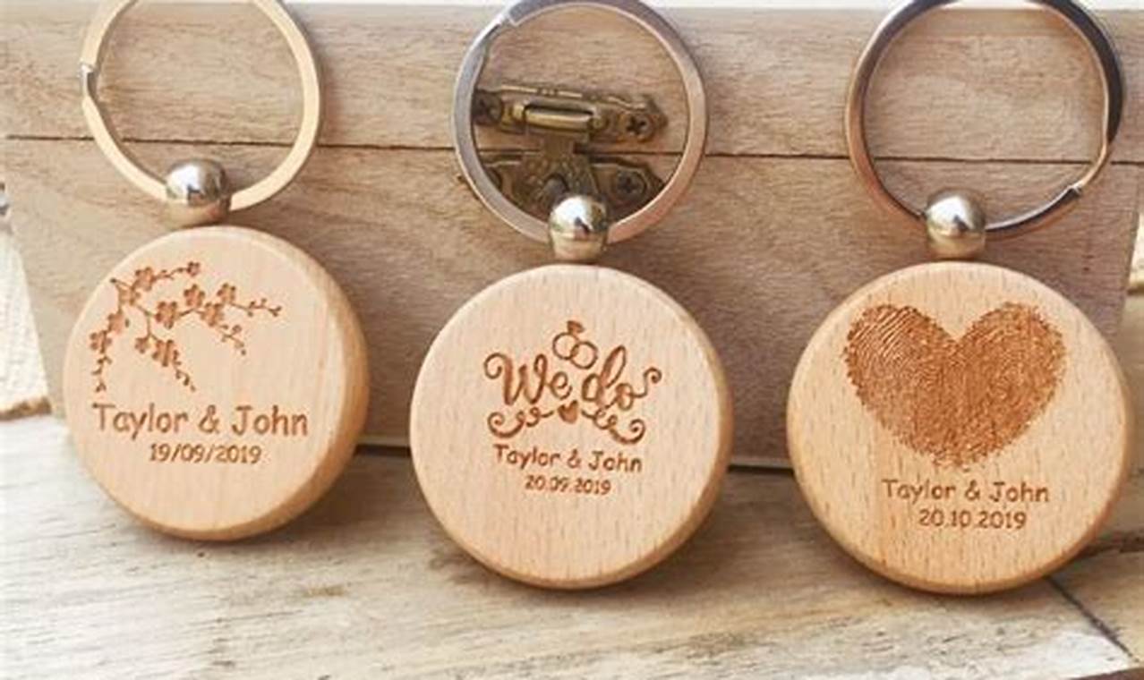 Engraved keychains as graduation gifts