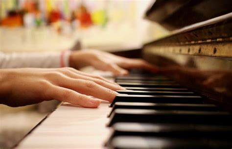 Enhance Your Piano Skills with Pianist Lessons in Chickasaw, Alabama