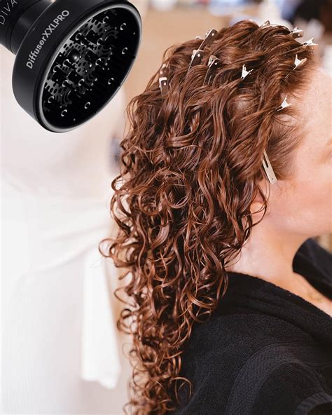 Enhancing Curls with Accessories
