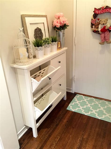 Entryway Table With Shoe Storage: The Perfect Solution For Your Home