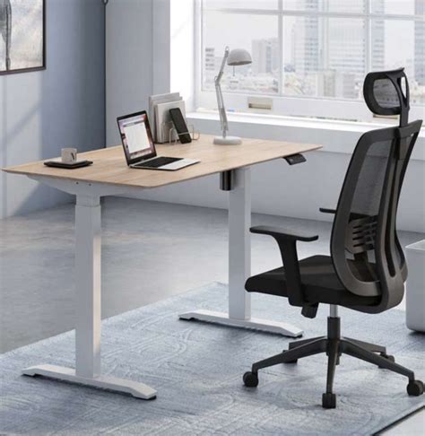 Ergonomic Table And Chair