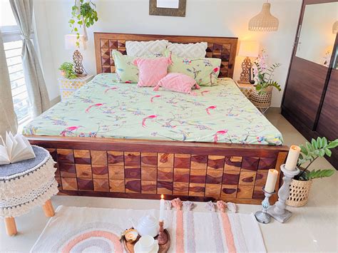 Essential Bedding and Accessories