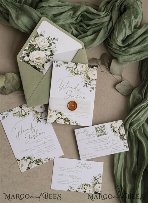 Essential Design Elements for Classic Wedding Invites