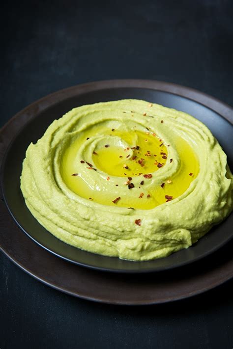 Essential Ingredients for the Perfect Avocado Hummus