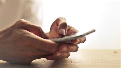 Chinese Citizens Seek Alternate Chat App Amid Evading Measures